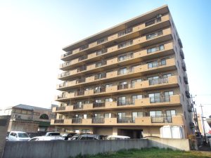 アパガーデンコート西方の外観