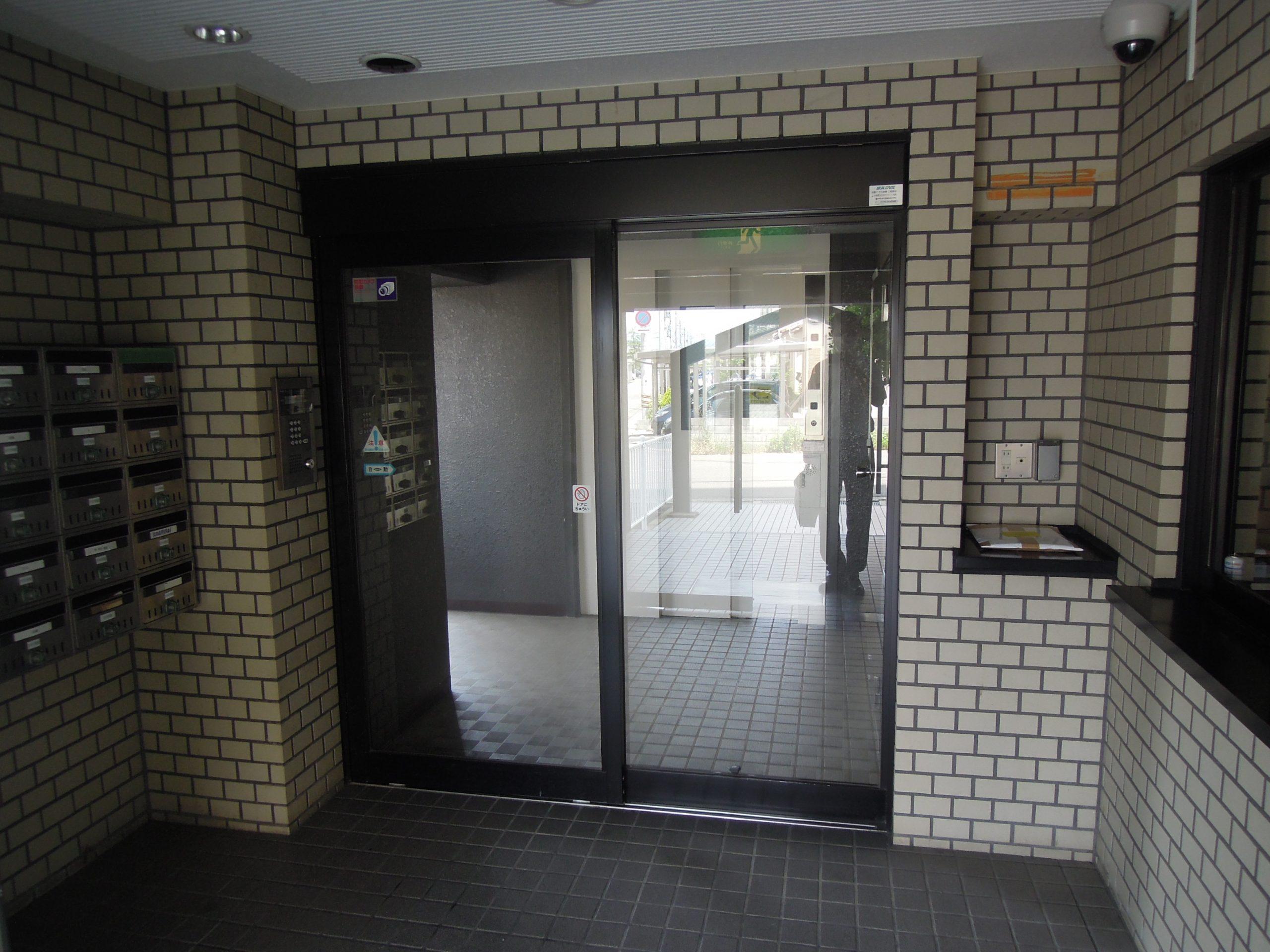 セシーズ福井越前花堂／エントランスホール